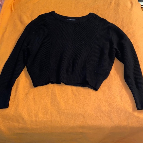 Zara Sweater - Picture 1 of 2